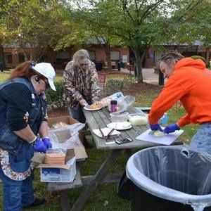 Meet your Posher, Lisa